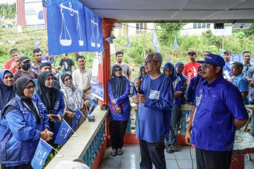 DATUK SERI ISMAIL SABRI YAAKOB