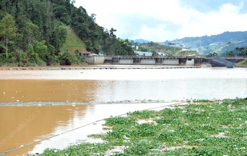 PH34_24102013_BANJIR_LUMPUR