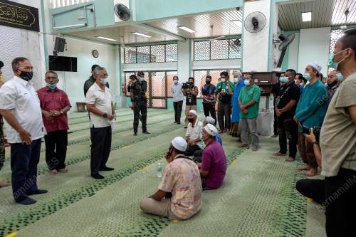 AL-SULTAN ABDULLAH RI'AYATUDDIN AL-MUSTAFA BILLAH SHAH