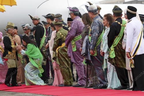 AL-SULTAN ABDULLAH RI'AYATUDDIN AL-MUSTAFA BILLAH SHAH