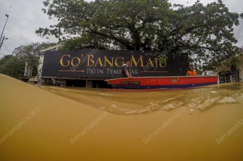 BAH BESAR MELANDA PAHANG