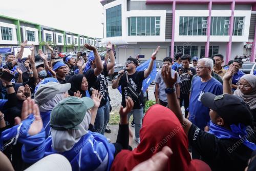 DATUK SERI ISMAIL SABRI YAAKOB