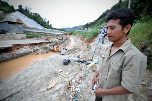PH45_24102013_BANJIR