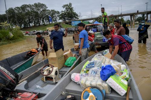 BAH BESAR MELANDA PAHANG
