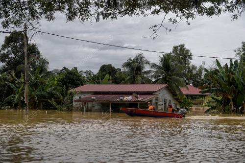 BAH BESAR MELANDA PAHANG