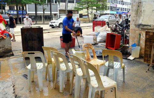 TINJAUAN BANJIR PAHANG