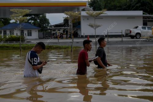 BANJIR DI MENTAKAB