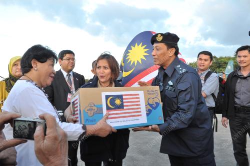 PHI02_14122012_BANTUAN
