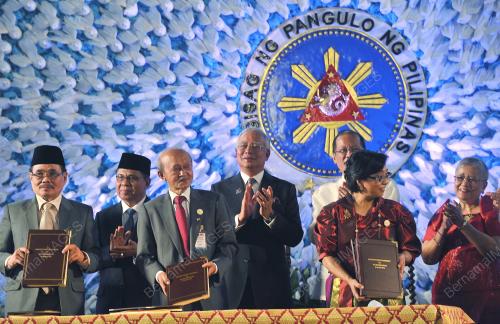 PHL04_27032014_PM