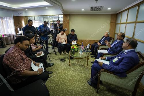 DATUK SERI DR. ZAMBRY ABD KADIR