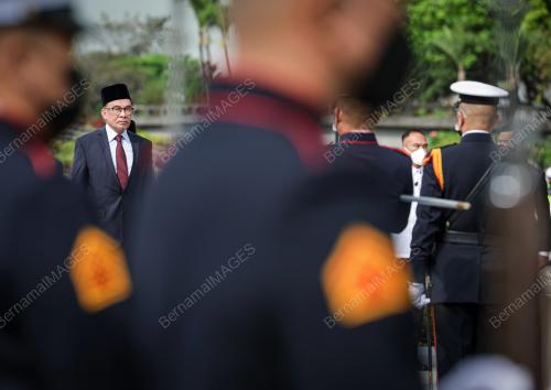 DATUK SERI ANWAR IBRAHIM