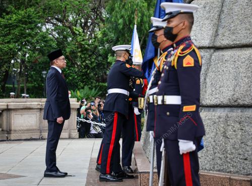 DATUK SERI ANWAR IBRAHIM