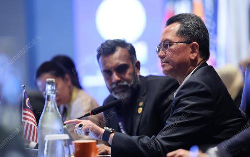 DATUK SERI MOHAMMAD MENTEK