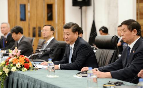 PHL10_17112015_APEC