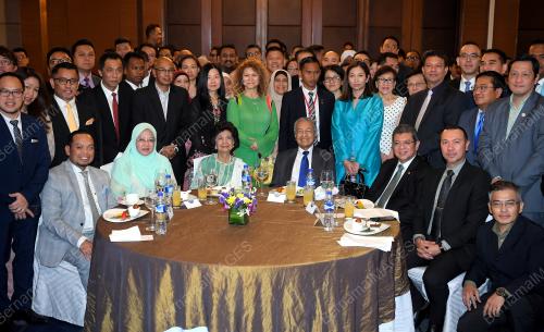 PHL12_08032019_TUN_DIASPORA