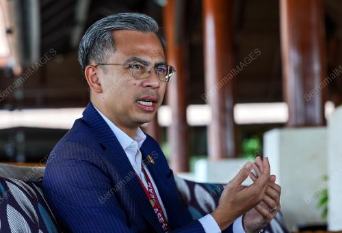 FAHMI FADZIL