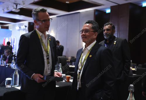 DATUK SERI MOHAMMAD MENTEK