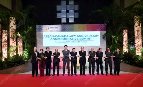 PHL13_14112017_ASEAN
