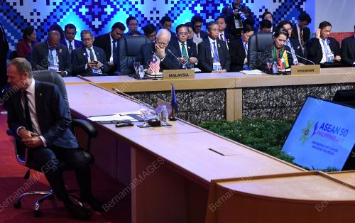 PHL16_14112017_ASEAN