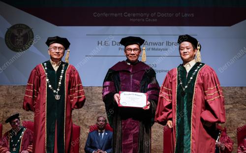 DATUK SERI ANWAR IBRAHIM