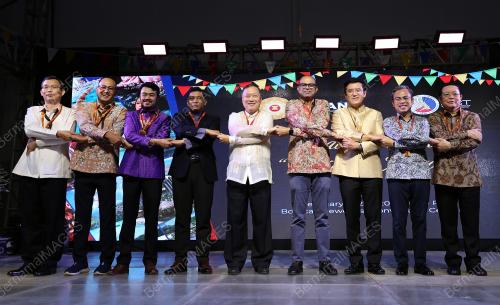 FAHMI FADZIL