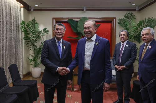 DATUK SERI ANWAR IBRAHIM
