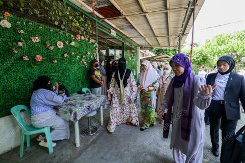 DATUK SERI DR WAN AZIZAH WAN ISMAIL