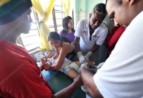 PHN06_15112013_BANTUAN