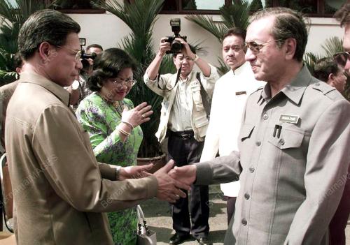 PK01-03_07_2000_MAHATHIR_11012016