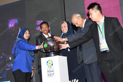 PK013_27102017_WET_EXPO_BN201710259364