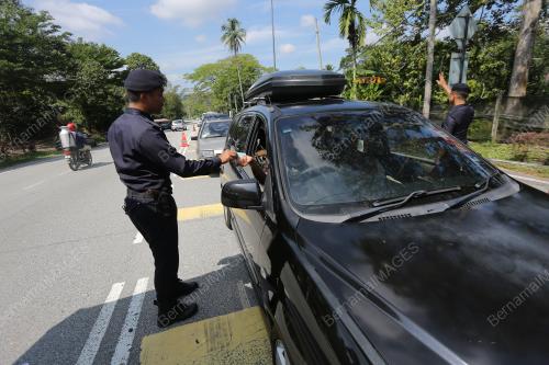 SEKATAN JALAN RAYA