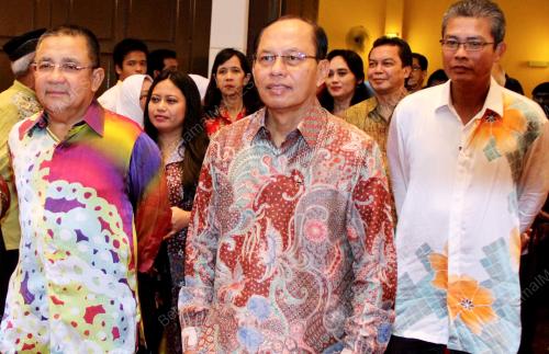 PK01_03112012_HADIR