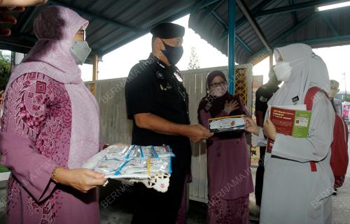 DATUK MIOR FARIDALATHRASH WAHID