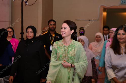 TUANKU ZARA SALIM