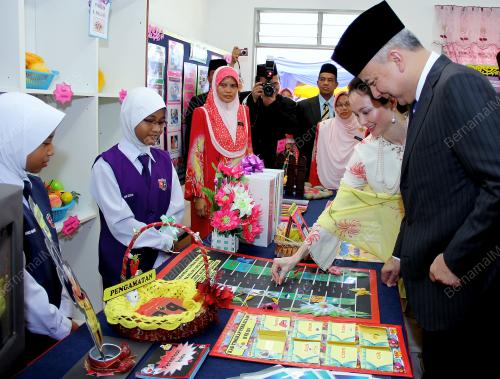 PK01_05072012_PANITIA_BAHASA_MELAYU