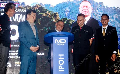 DATUK SERI SAARANI MOHAMAD
