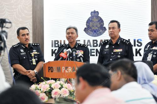 DATUK ZAKARIA YUSOF