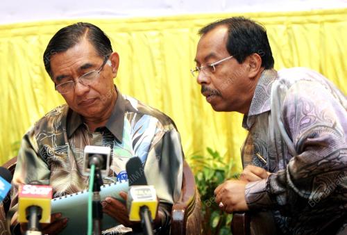 TAJOL ROSLI GHAZALI
