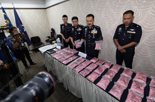 SIDANG MEDIA POLIS