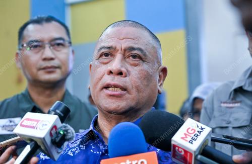 DATUK SERI SAARANI MOHAMAD