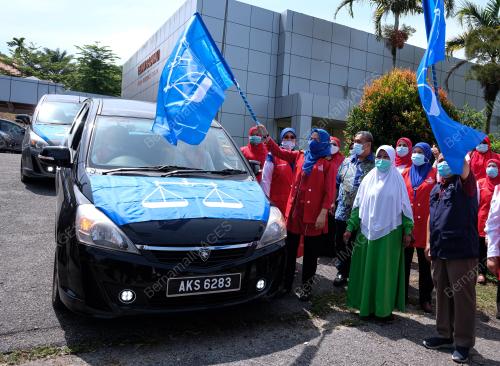 DATUK DR NORAINI AHMAD