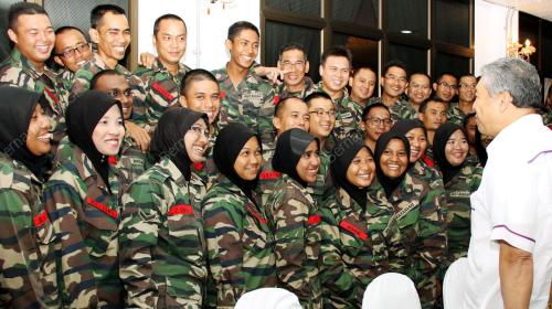 PK01_06102012_ZAHID_WATANIAH