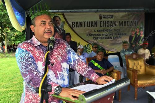 DATUK AZMAN ABIDIN