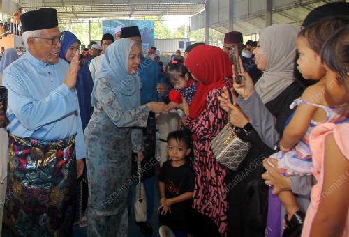 DATUK SERI HAMZAH ZAINUDDIN