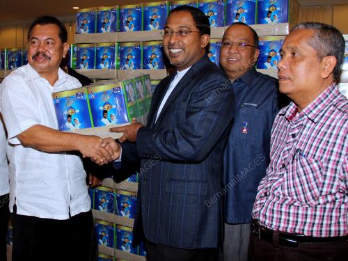 PK01_07082012_TERIMA_SUMBANGAN