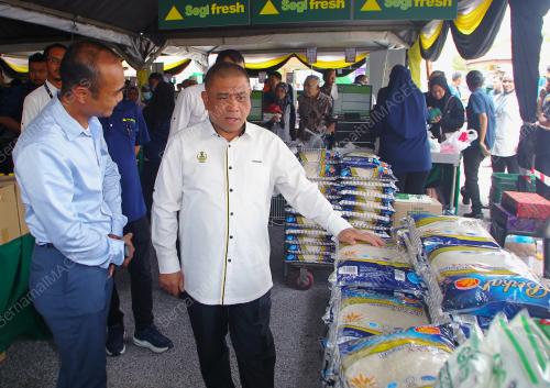 DATUK SERI SAARANI MOHAMAD