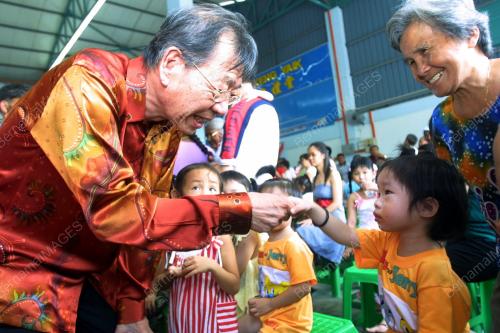 DR LIM KENG YAIK