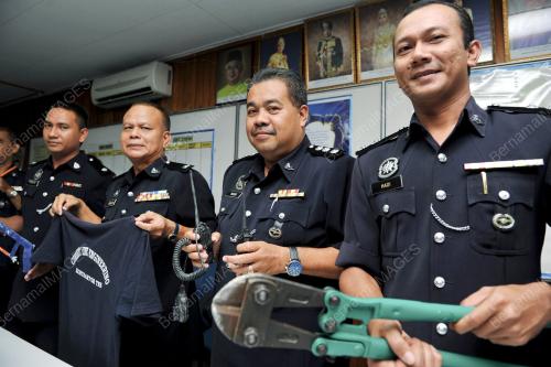 PK01_08022011_POLIS_TAPAH