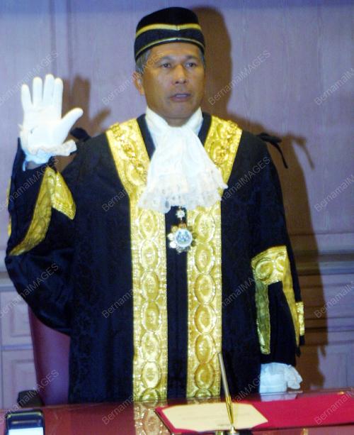 HASSAN NAWAWI