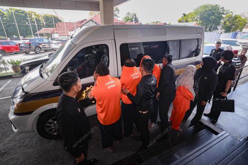 KES RASUAH DANA PENYELIDIKAN IPTS